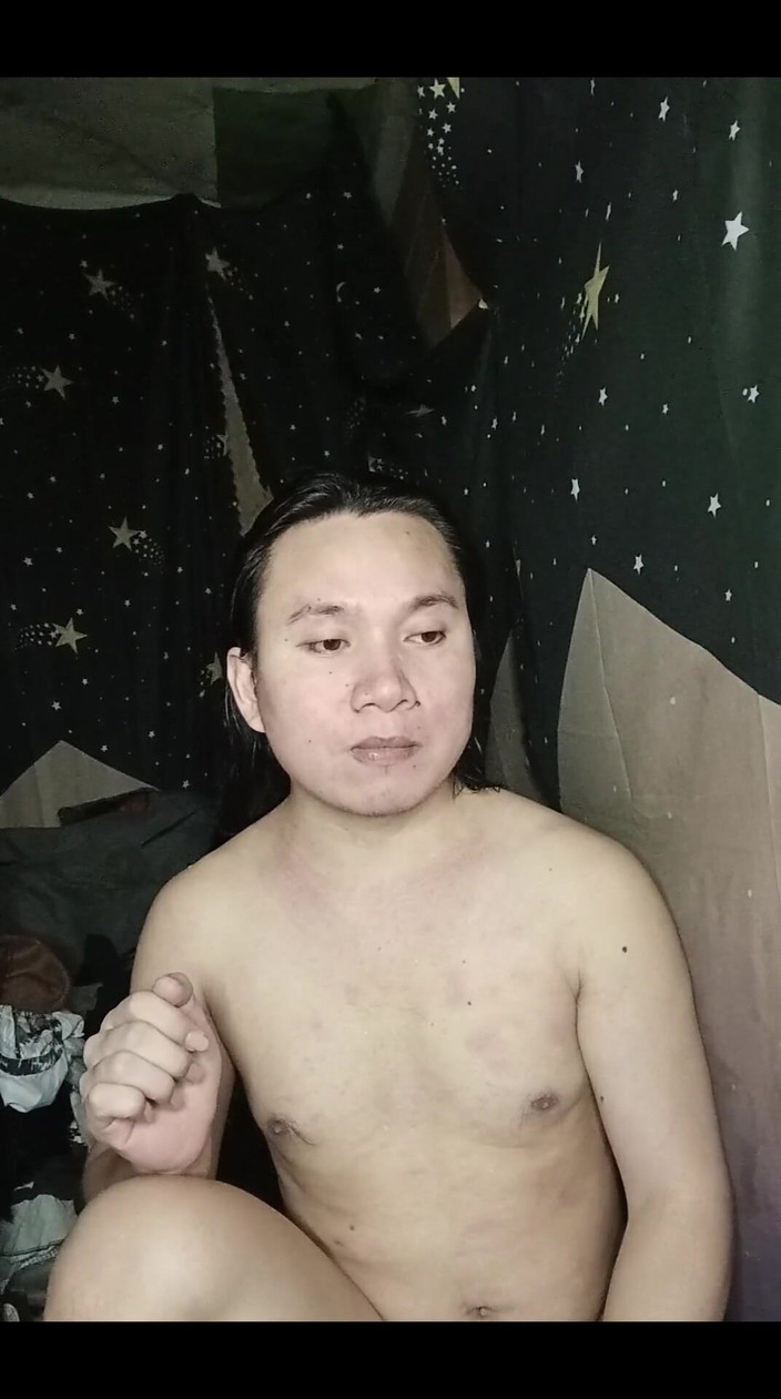 Reynaldo6: Solo-trans-performance Mit Vertrauen Geschaffen, Ein Privater Moment Für Alle Geteilt