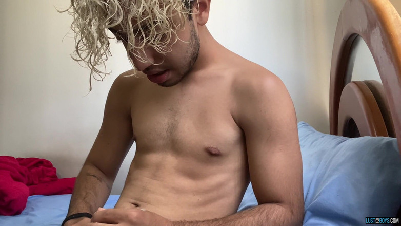 Lust for boys: Accarezza il grosso cazzo di ragazzo non circonciso