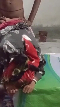 La figa allentata della matrigna viene scopata e mi è sembrata incredibile