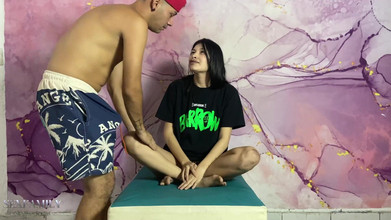 Foxxx: Adik tiri saya bosan bersendirian di rumah dan saya datang...