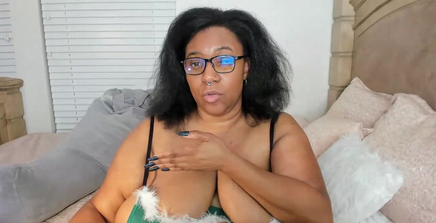 Josie4yourpleasure: Streaming dimulai pada 12/31/2021 02:25 pagi Hai