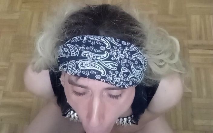 Penelopene27: Crossdresser Penelope Deeptroath