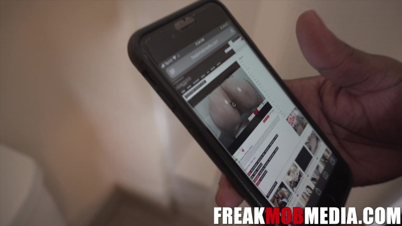 FreakMob hardcore: Медсестра пососала мой хуй в банке спермы