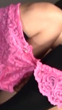 L'asiatica tettona maliziosa pulisce lo spiunk gloryhole
