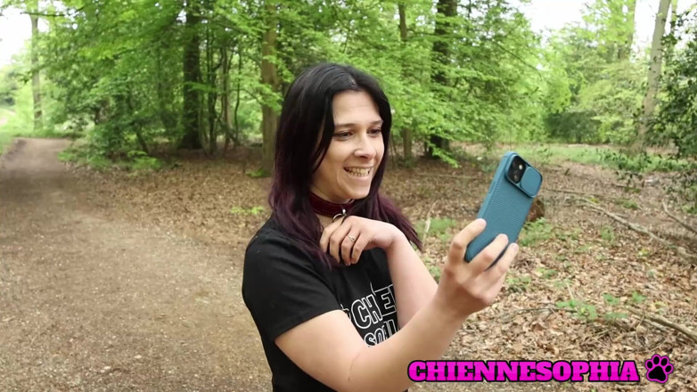 chienne sophia: แฟนส์แตกคาปากและเย็ดป่า