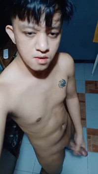 Sana Vermeme Izin Ver Baba! Pinoy Twink Mastürbasyon Ve Canlı Boşalma