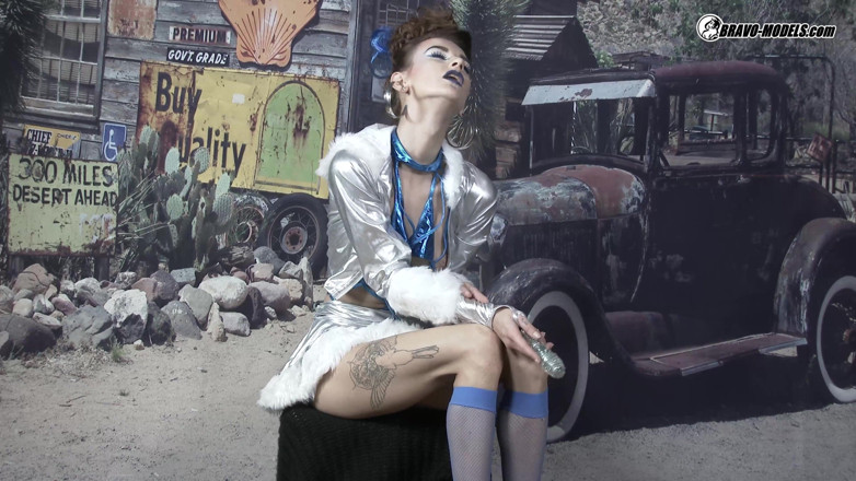 Bravo Models Media: 422 - Adelle Unicorn