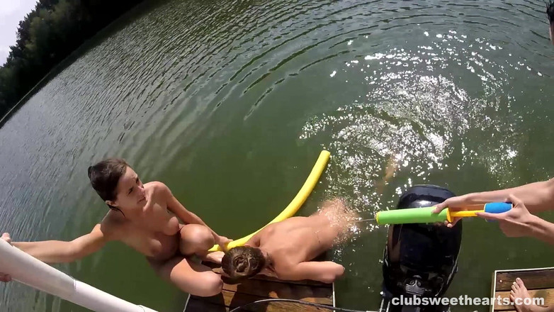 GroupSexSweetHearts: Wilde mädchen, dünnes tauchen