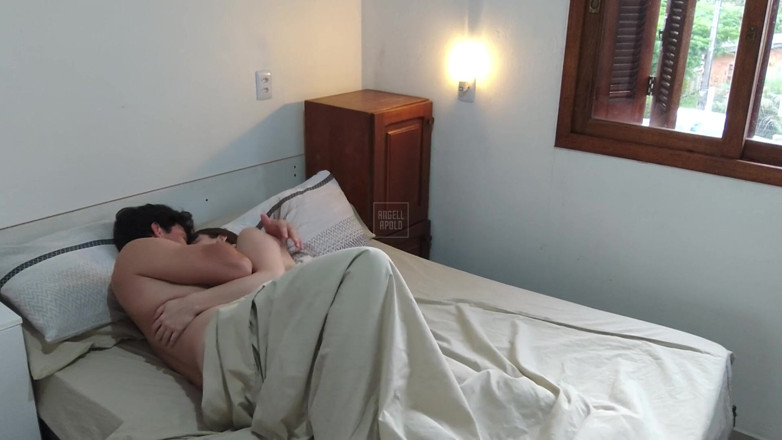 ApoloAngell: Pareja Amateur Tiene Sexo Real Y Romántico Con Mucha Excitación