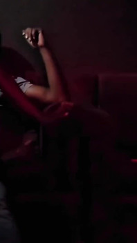 Selepas sesi lapdance beruap itu, saya sangat basah, bocor jadi terpaksa mengongkek diri saya selepas itu!!