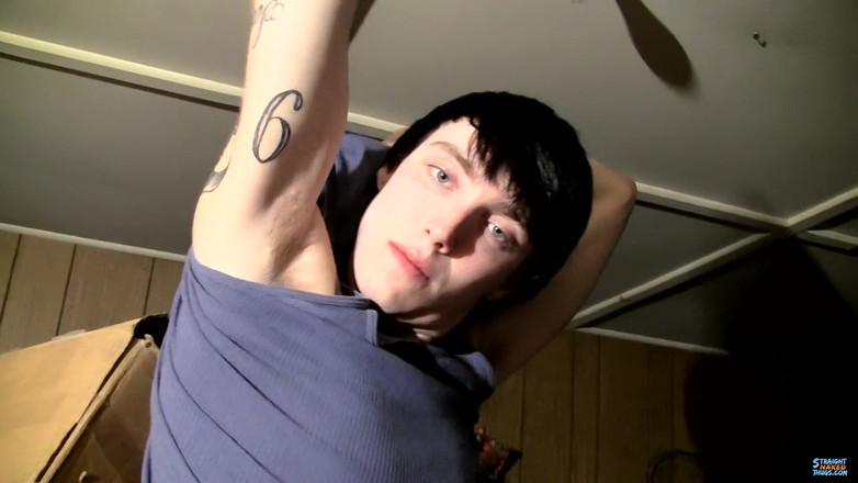 Straight naked thugs: Boll studsande kuk strök