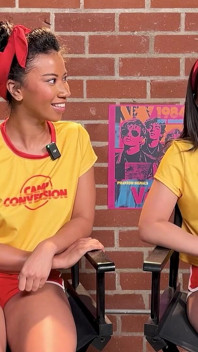 『Escape From Camp Conversion: a Girlcore Trilogy』キャストによる80年代トリビア |大人の時間