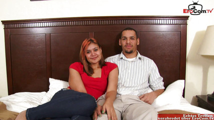 EroCom: 素人のキャスティングセッションでカメラの前でやっている普通のカップル