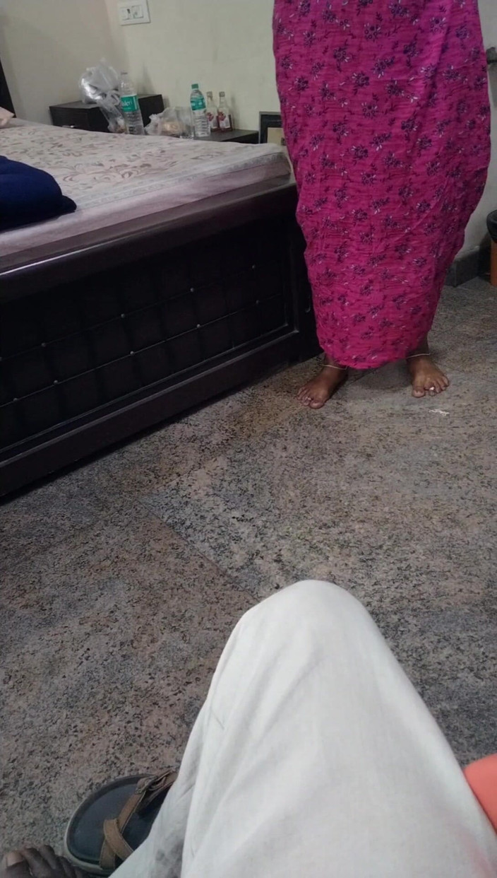 Tamil lesbian: Show sexy avec des jambes