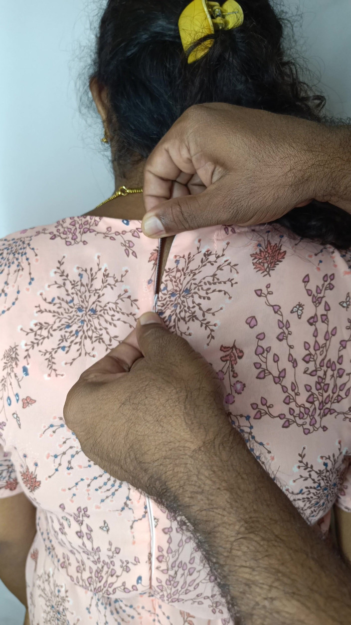 Laxi ammu: Kakitangan Pejabat