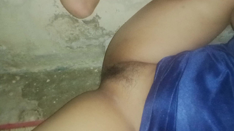 Citra: Bapa mertua saya berada di luar dan saya bermain dengan...