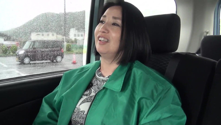 Vulture: Local Housewife’s Is Not on Her Trip Schedule
