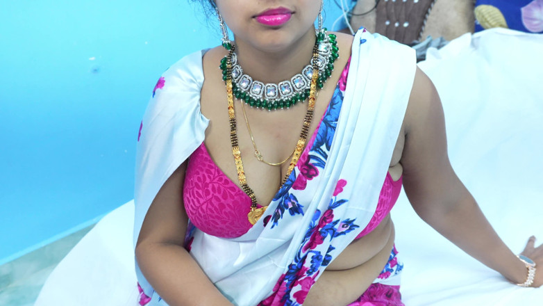 Nelam bhabhi: เดซีภับหีนวดตัวแล้วเย็ดก้น เสียงเซ็กซี่