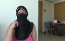 Souzan Halabi: Cuckold Arab gadis Aljazair