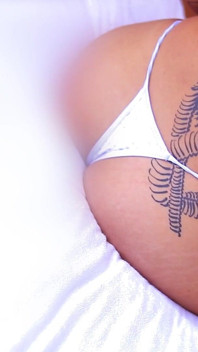 Futai dur și strâmt sexy tatuată cea mai bună prietenă a studentei până la spermă