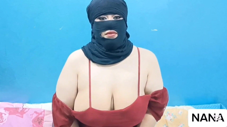 moonx: misr ki veshya ki bari gand men chudaee, spasht aavaaj...