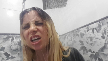 LarisaCum: I'm wet in a latex bathing suit and I am...