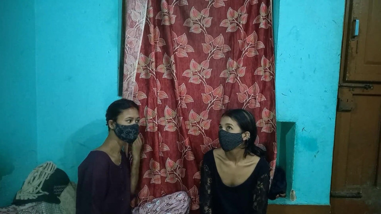 Raitorani: Deux bhabhi indiennes excitées veulent se faire baiser par Jija,...