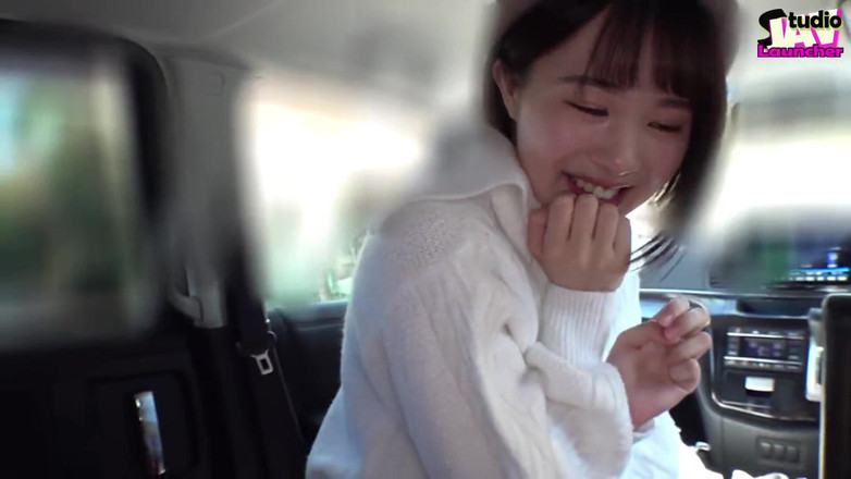 Studio JAV Launcher: 露天脉冲-一个娇小的创造者摇晃，泄漏，并在锁定的玩具下发光 第1章