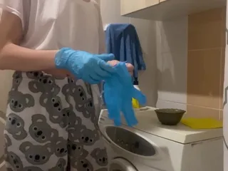Skinny_lady69: Cleaning your dirty dick
