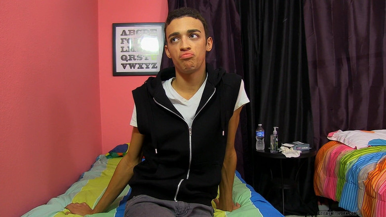 Lollipop Twinks: Dustin veut perdre son trio Cherry