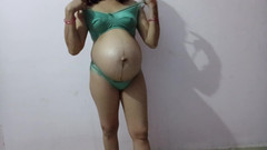 Suhani: 德西农村女孩操她的金发阴户