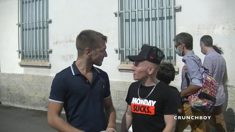 Straight boys but needing sex: Романтік відтраханий гетеросексуальним другом