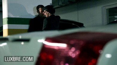 Luxure: Orgia hardcore con Anissa Kate in un parcheggio comune