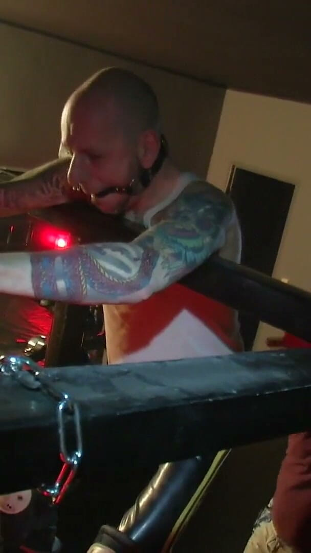 Fisting in Berlin 1 (Mineshaft)