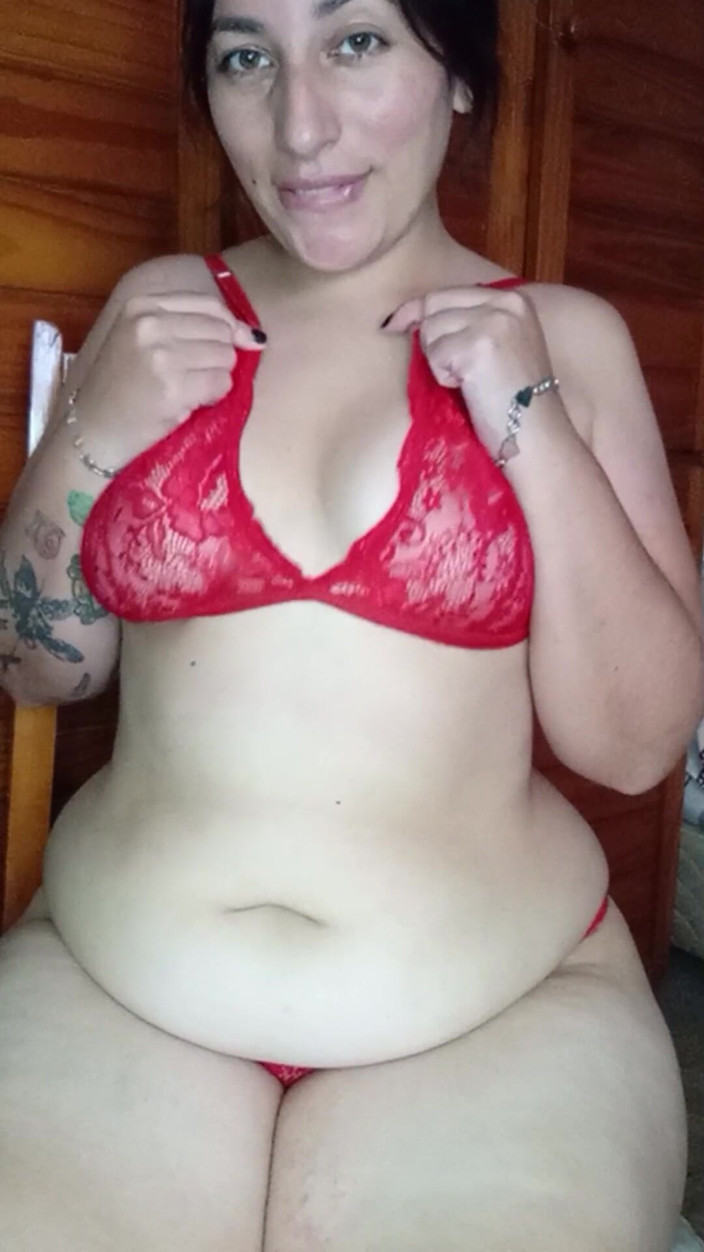 Chubbylexa: Playing with My Big Belly and My Boobs
