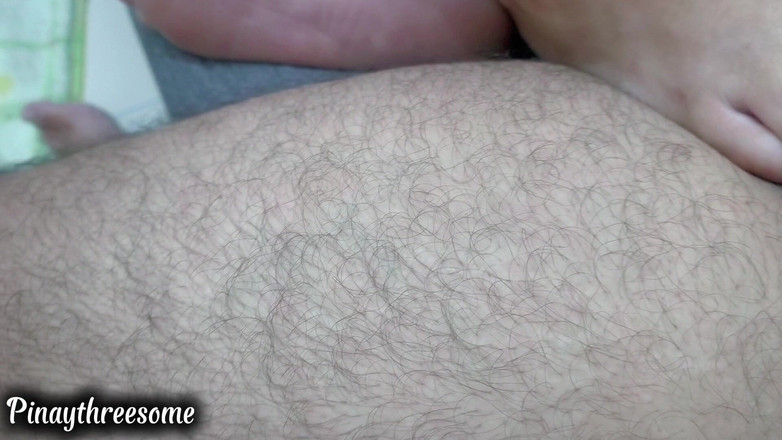 Pinay Threesome: Footjob for 1st Time Trying a Couple Footjob Untuk Pertama Kalinya...