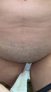 Morgen zusammenstellung von gelber natursekt! Ein schönes mädchen in verschiedenen dessous!