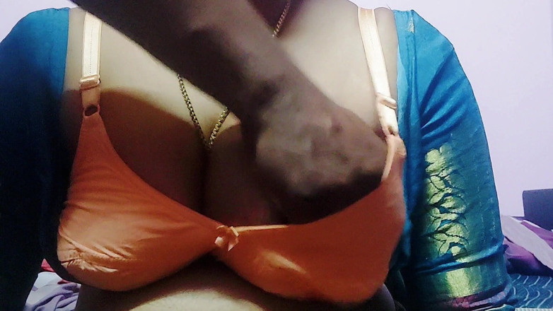 Desi Mohini: Het indisk moster vill ha min stora kuk