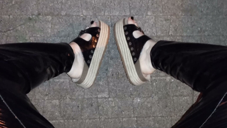Heelex: Crossdresser on a Night Walk Shows Her Sexy Feet