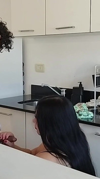 Stiefmoeder geneukt in de keuken