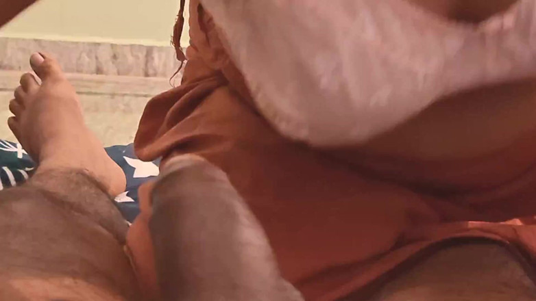 Sexy sindu: Femeie sexy cu sex dur