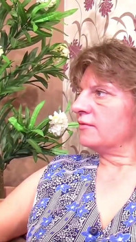 Couple is visiting the neighbor - She gratefully accepts the three