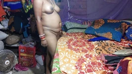 देसी भाभी भारत सेक्सी को चोदती है