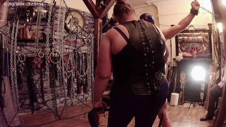 Aaexperiencesltd: Deel 1 - Uit de schaduwen komend eerste ervaring met Domina Satana