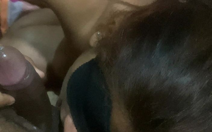 Tiyana: Eigengemaakte hete vrouw diep kokhalzen en haarpullende pijpbeurt en ballen...