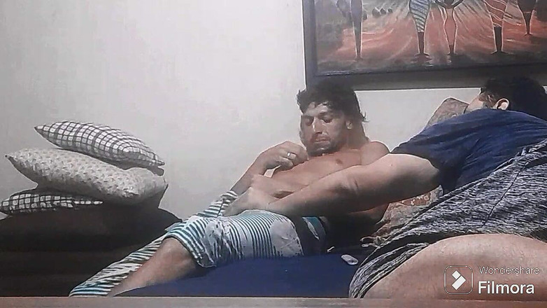 Tetto Michel: O hetero do meu vizinho me visita de novo