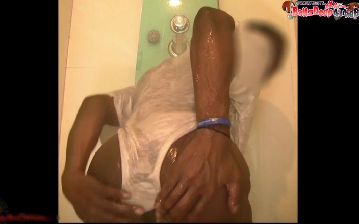 Ass Monkey: प्रसिद्ध इंटरनेट गांड चुदाई सेक्स कर्मचारी - डीजे बटपुसी