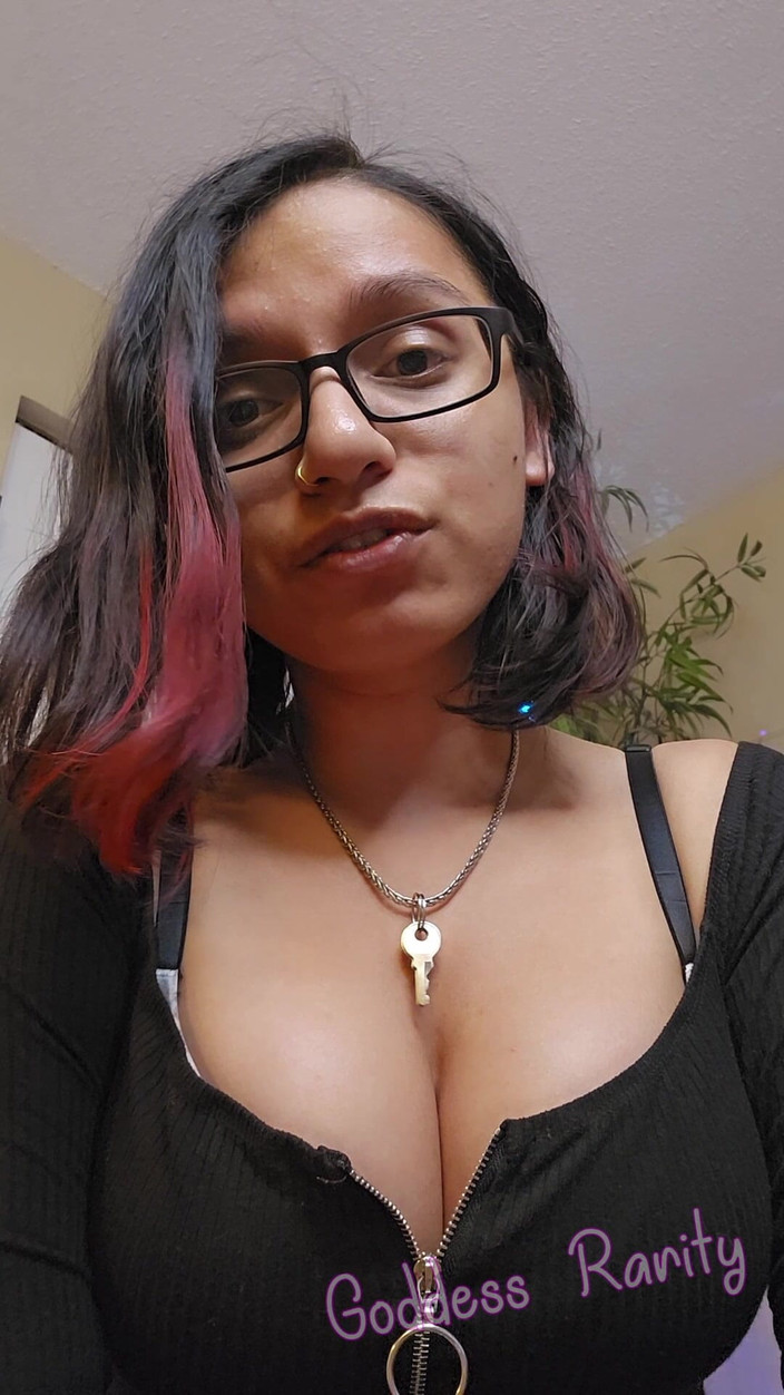 Goddess Rarity: Nữ thần rarity từ chối tự nhỏ thảm hại của...