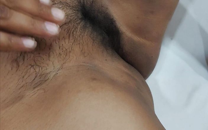 Roohi Studio: Eerste keer anale seks Roohi 69