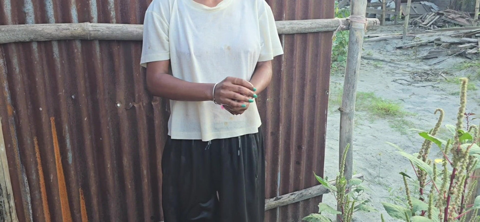 SafeRosebush8: Indické XXX koupání video porno video